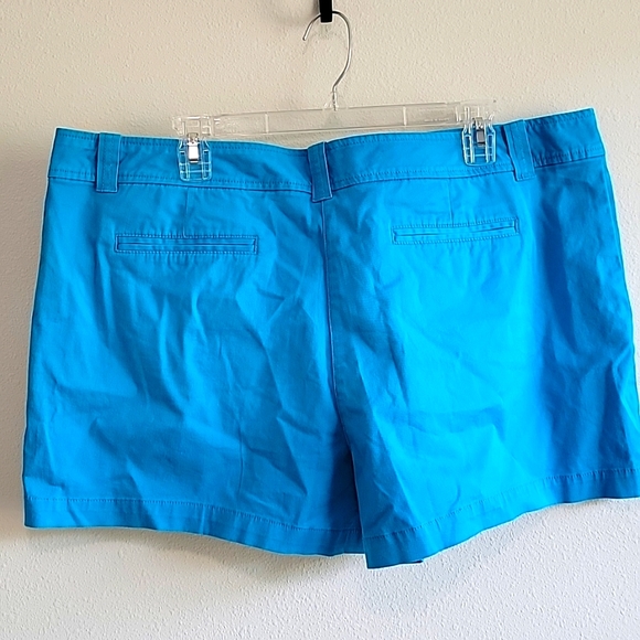 [*3 Items For $20 In Bundle*] New York & Company Blue shorts - Picture 5 of 6